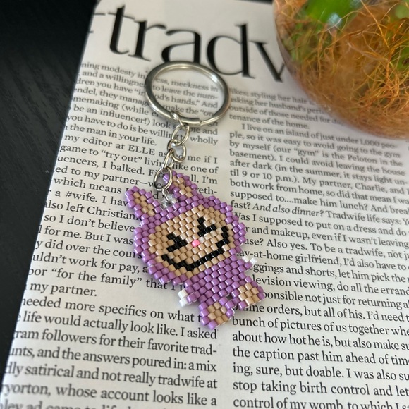 Labubu Keychain 🧸 - Picture 2 of 3